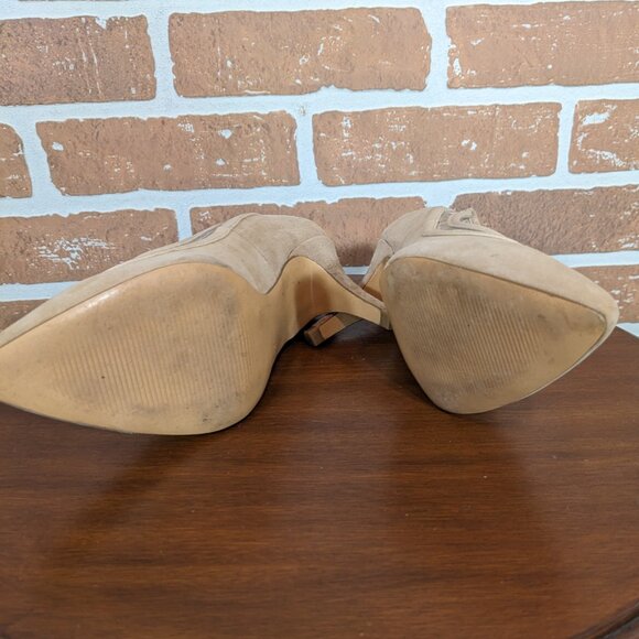 Ron White Suede Pumps - Picture 6 of 6